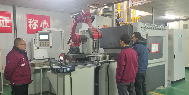 丰台自动喷砂机选型要点，看完少走弯路。